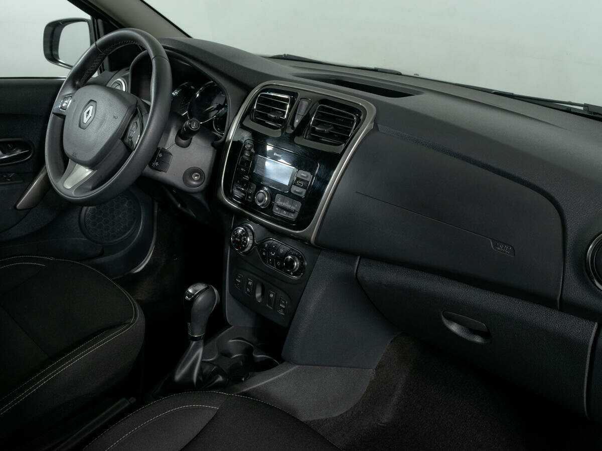 Renault Sandero 2017 года с пробегом. Фото: #8