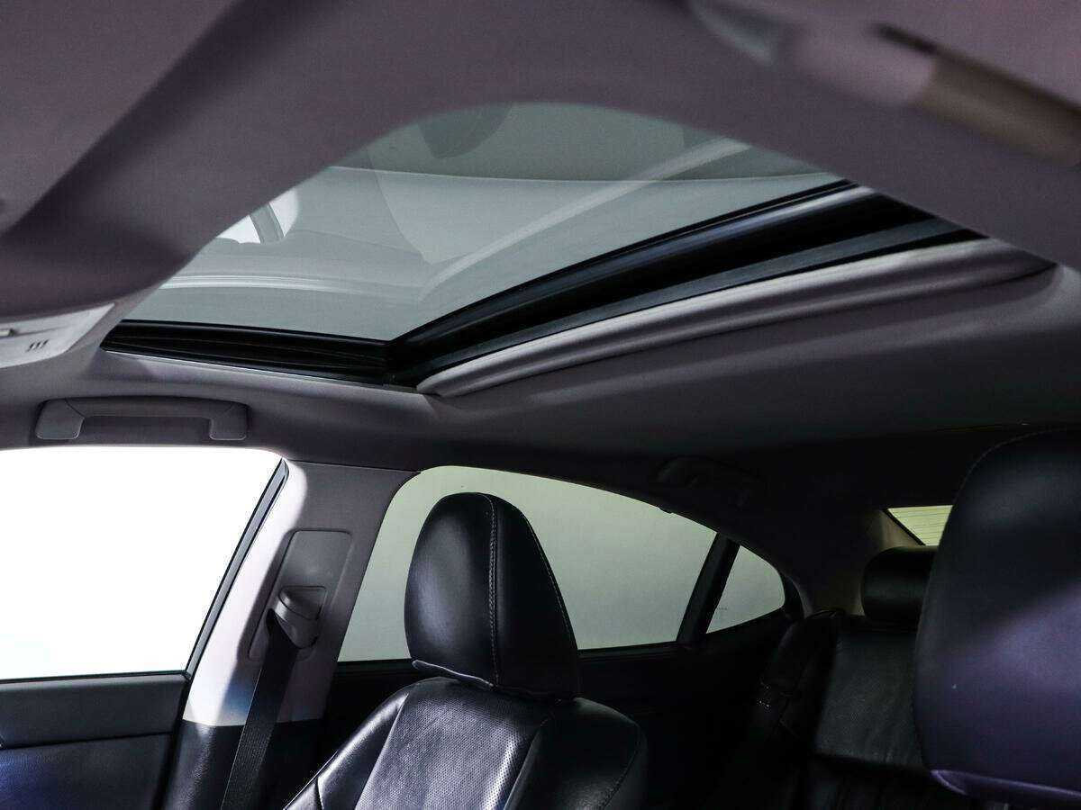 Lexus ES 2016 года с пробегом. Фото: #11