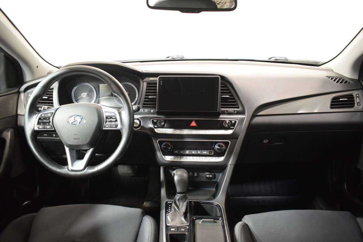 Hyundai Sonata 2018 года с пробегом. Фото: #12