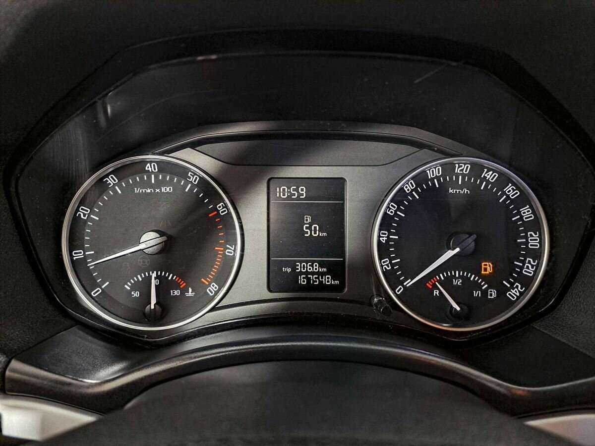 Skoda Octavia 2011 года с пробегом. Фото: #10