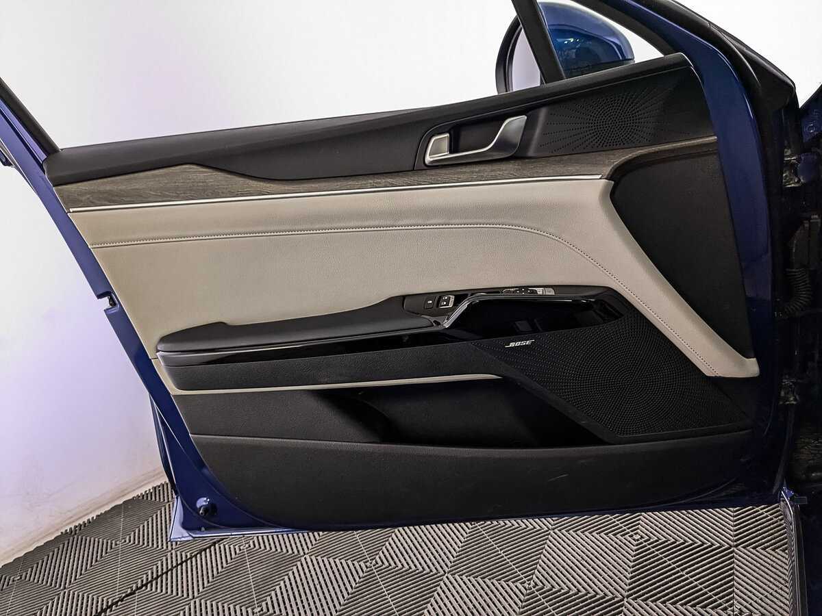 Kia K5 2021 года с пробегом. Фото: #18