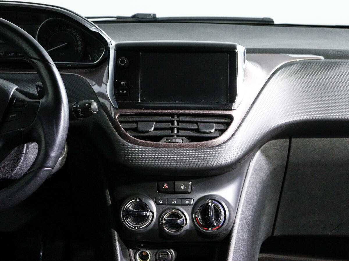 Peugeot 2008 2014 года с пробегом. Фото: #10