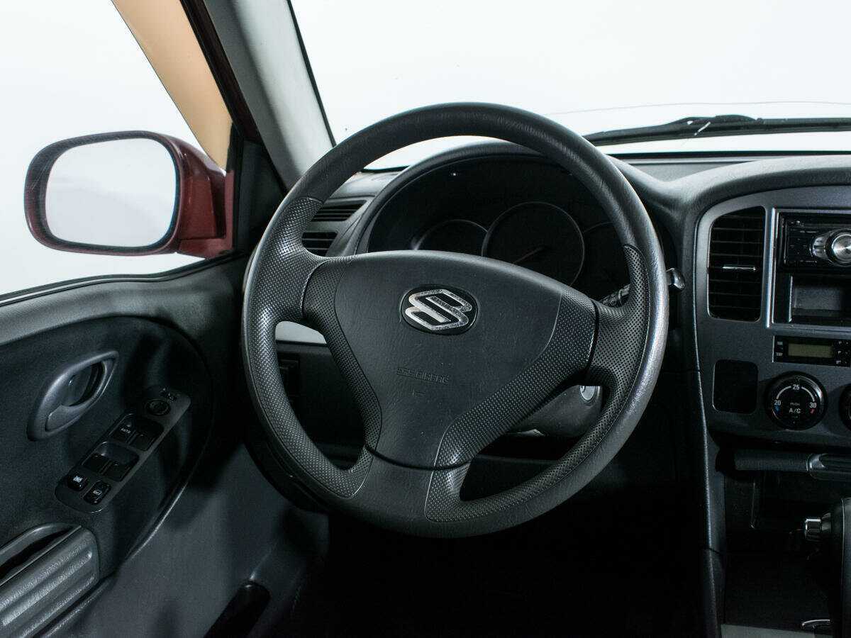 Suzuki Grand Vitara 2005 года с пробегом. Фото: #13