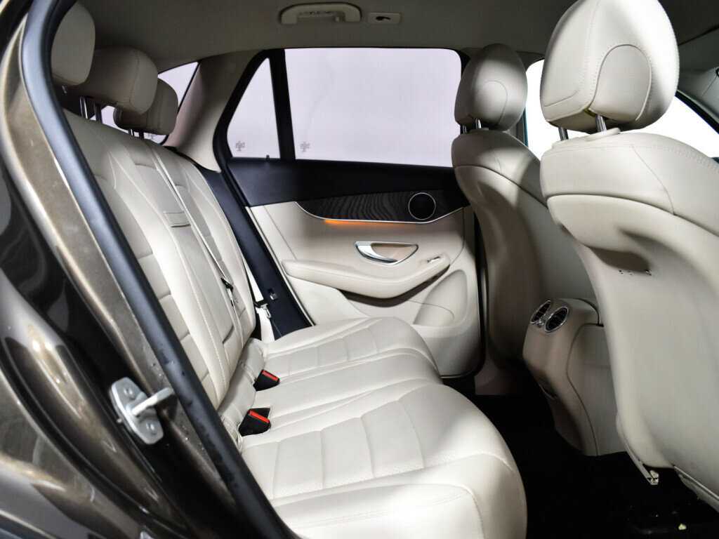 Mercedes-Benz GLC 2015 года с пробегом. Фото: #9
