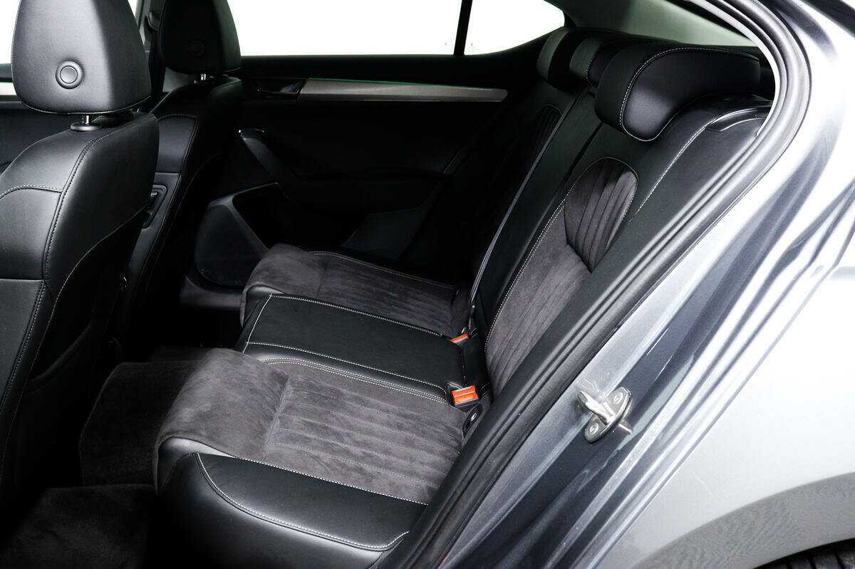 Skoda Superb 2021 года с пробегом. Фото: #10