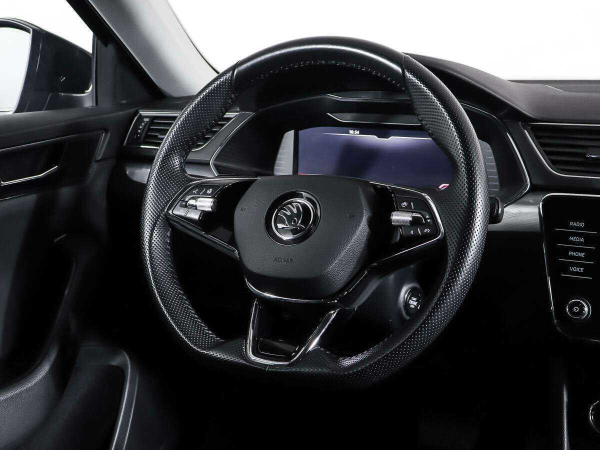 Skoda Superb 2020 года с пробегом. Фото: #15