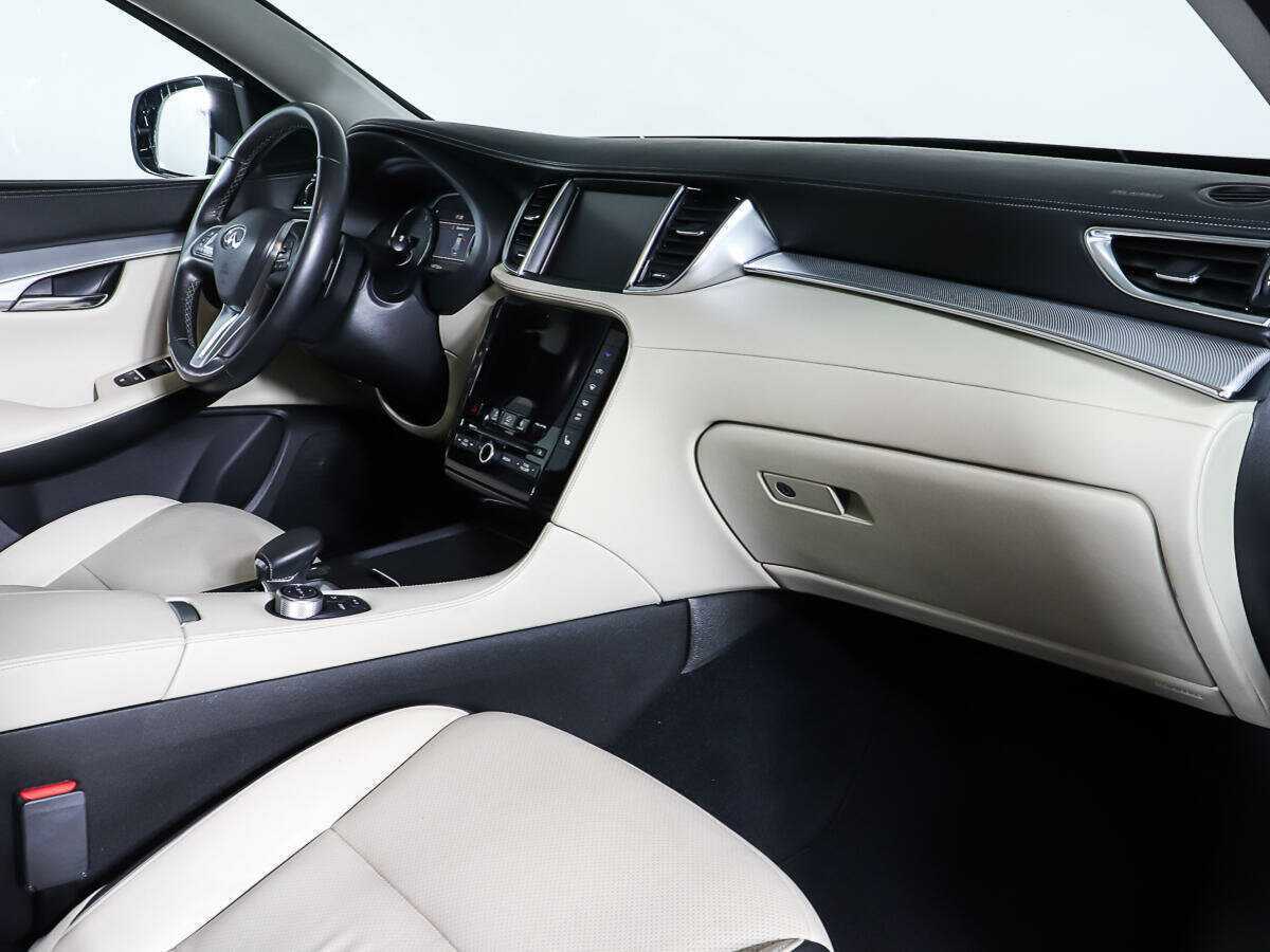 Infiniti QX50 2018 года с пробегом. Фото: #8