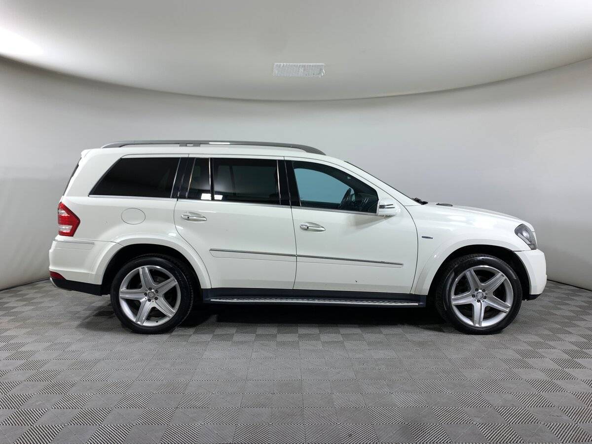 Mercedes-Benz GL-Класс 2011 года с пробегом. Фото: #3