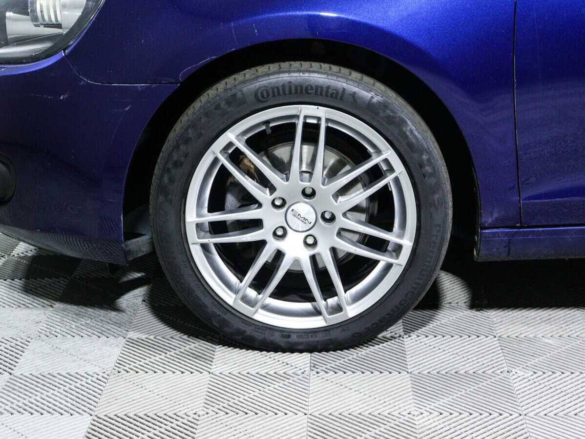 Volkswagen Golf 2009 года с пробегом. Фото: #14