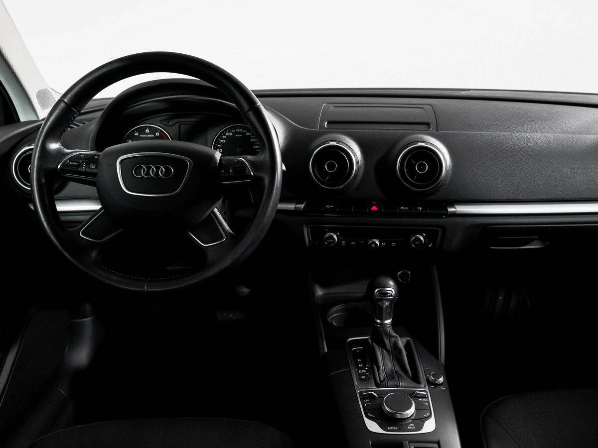 Audi A3 2015 года с пробегом. Фото: #11