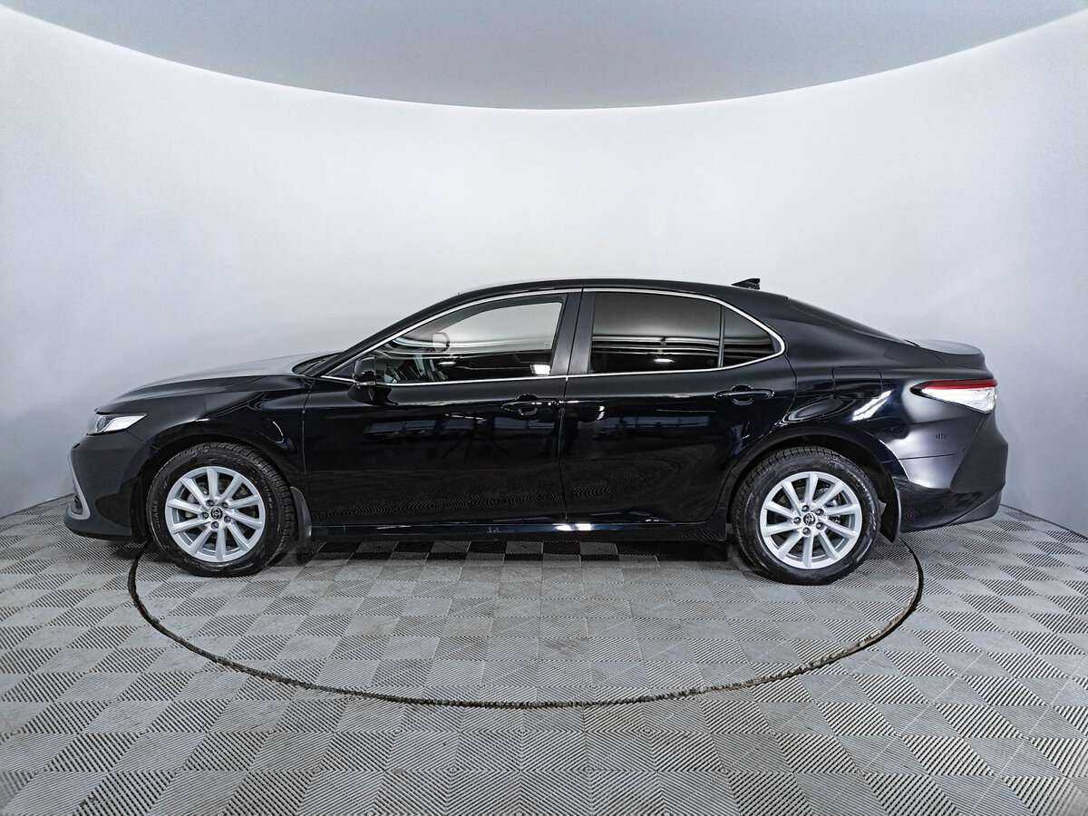 Toyota Camry 2021 года с пробегом. Фото: #7