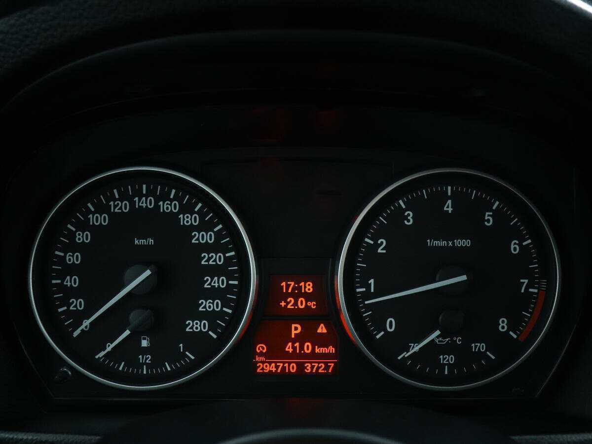 BMW 3 серии 2008 года с пробегом. Фото: #12