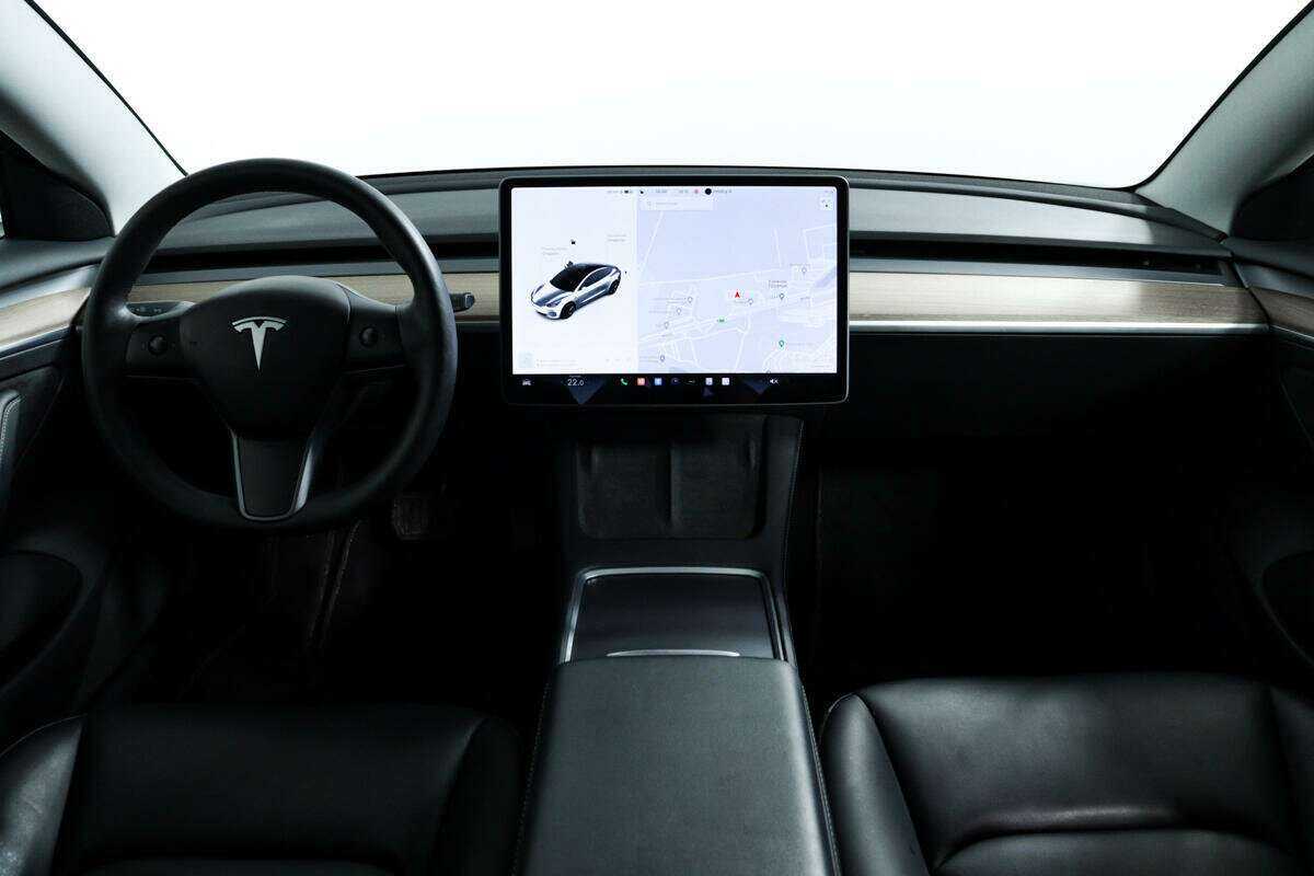 Tesla Model 3 2021 года с пробегом. Фото: #10
