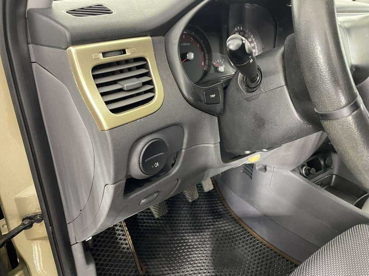 Kia Rio 2010 года с пробегом. Фото: #8