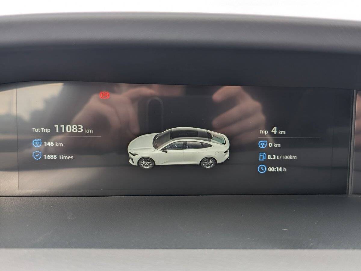 Changan UNI-V 2024 года с пробегом. Фото: #12