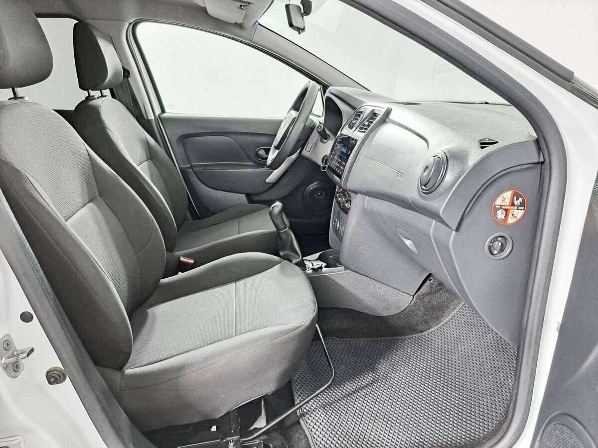 Renault Sandero 2018 года с пробегом. Фото: #6