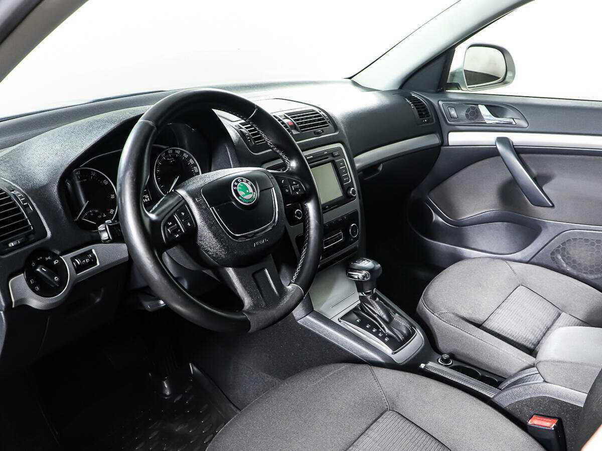 Skoda Octavia 2011 года с пробегом. Фото: #14