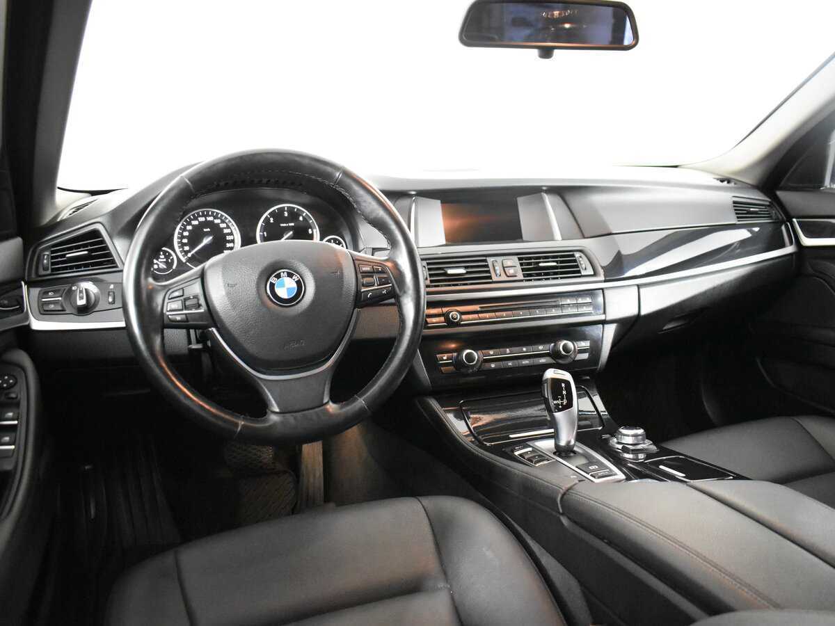 BMW 5 серии 2016 года с пробегом. Фото: #10