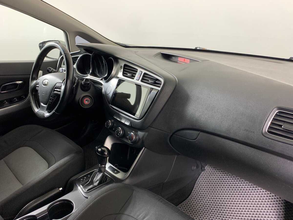 Kia Ceed 2013 года с пробегом. Фото: #13