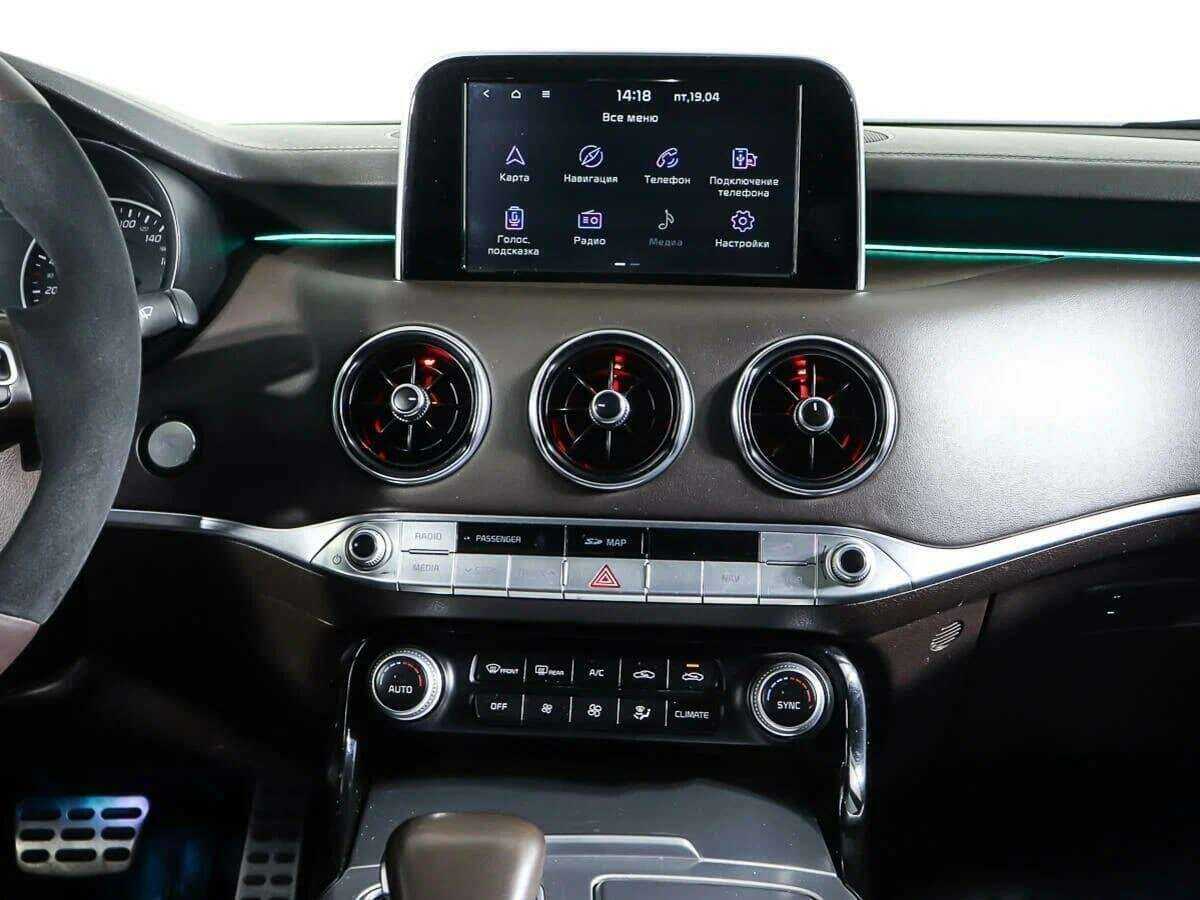 Kia Stinger 2018 года с пробегом. Фото: #12