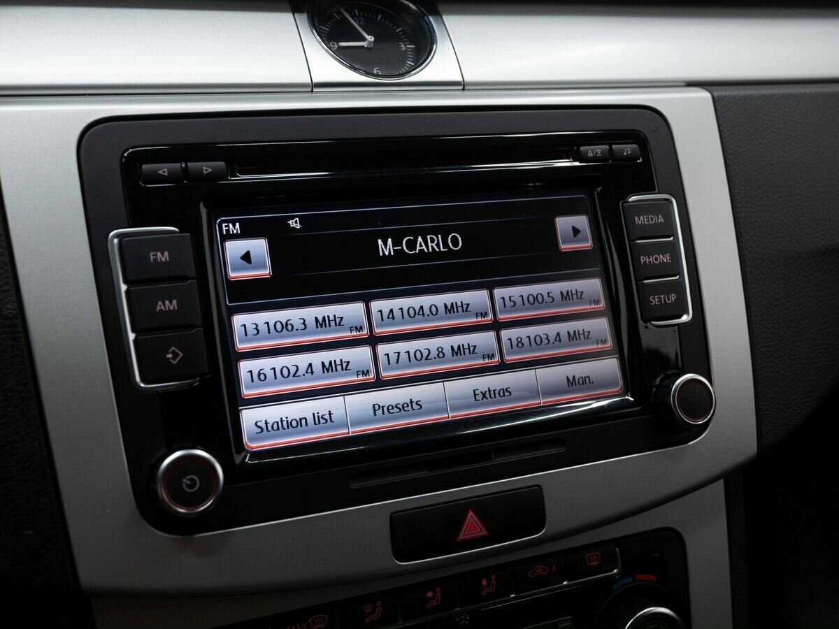 Volkswagen Passat 2011 года с пробегом. Фото: #21