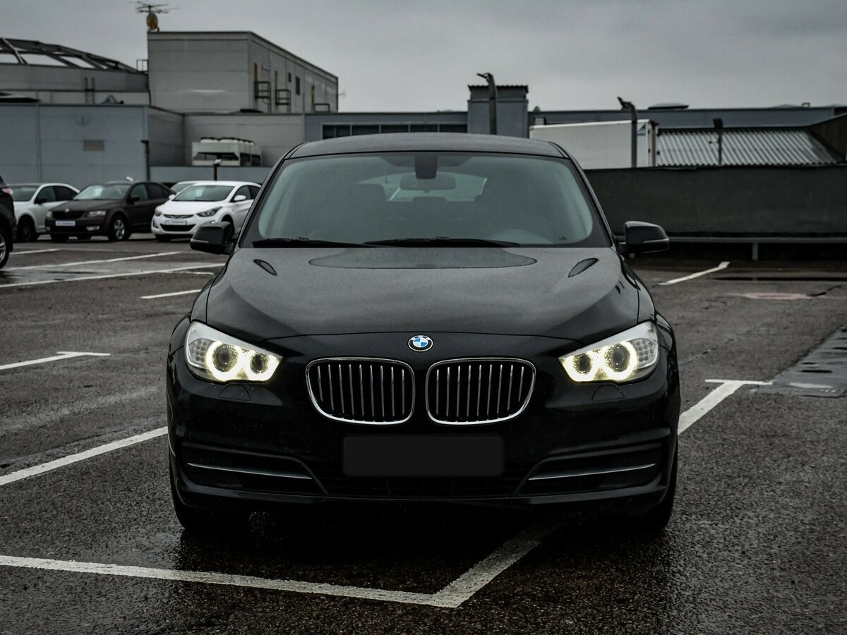 BMW 5 серии 2014 года с пробегом. Фото: #1