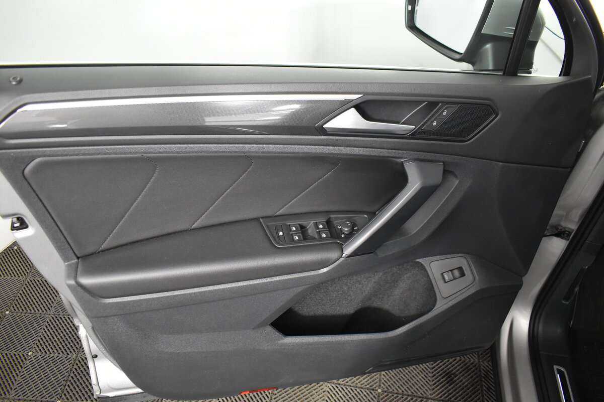 Volkswagen Tiguan 2020 года с пробегом. Фото: #12