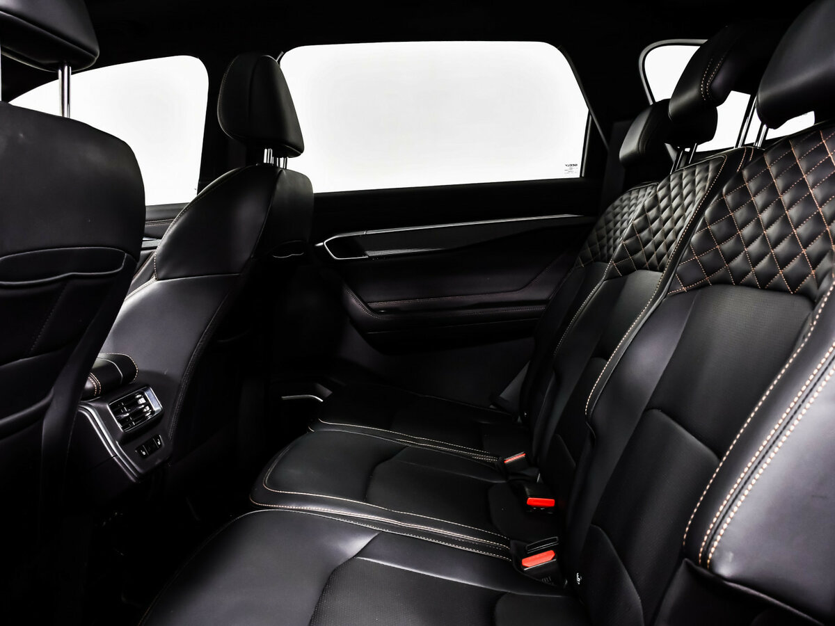 Geely Okavango 2024 года с пробегом. Фото: #10