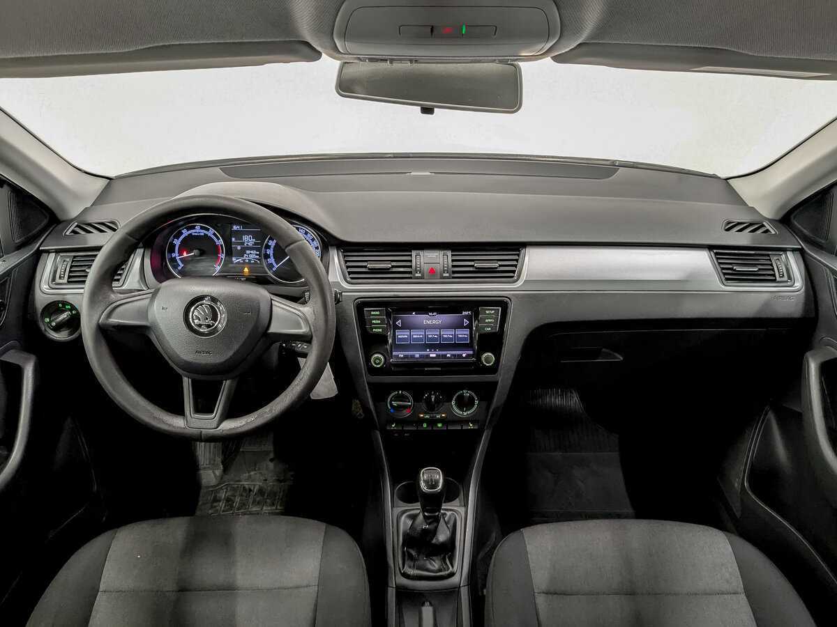 Skoda Rapid 2017 года с пробегом. Фото: #13