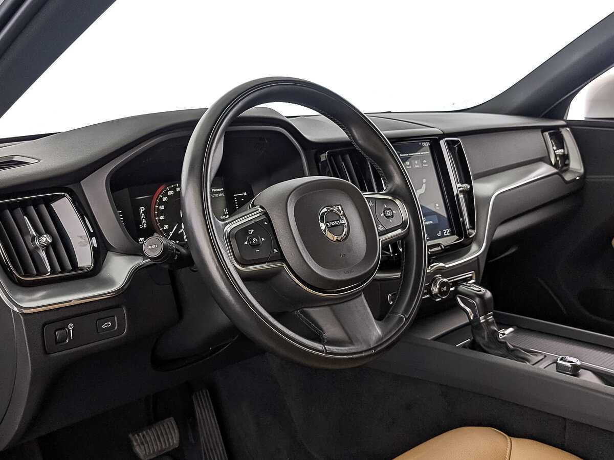 Volvo XC60 2019 года с пробегом. Фото: #14