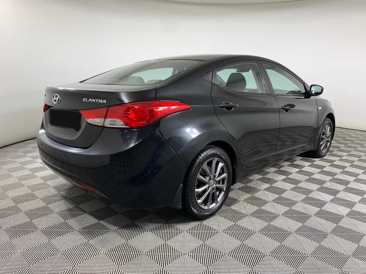 Hyundai Elantra 2012 года с пробегом. Фото: #4