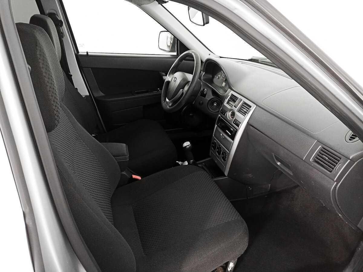 Lada (ВАЗ) Priora 2012 года с пробегом. Фото: #8