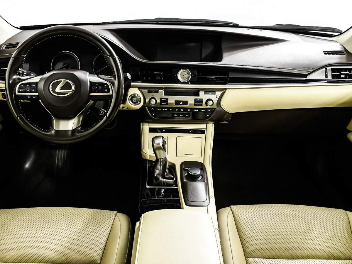 Lexus ES 2016 года с пробегом. Фото: #10