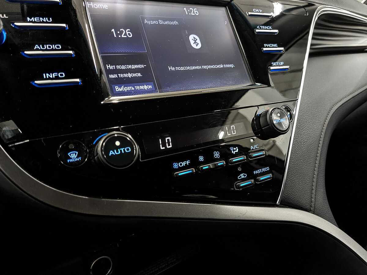 Toyota Camry 2018 года с пробегом. Фото: #20