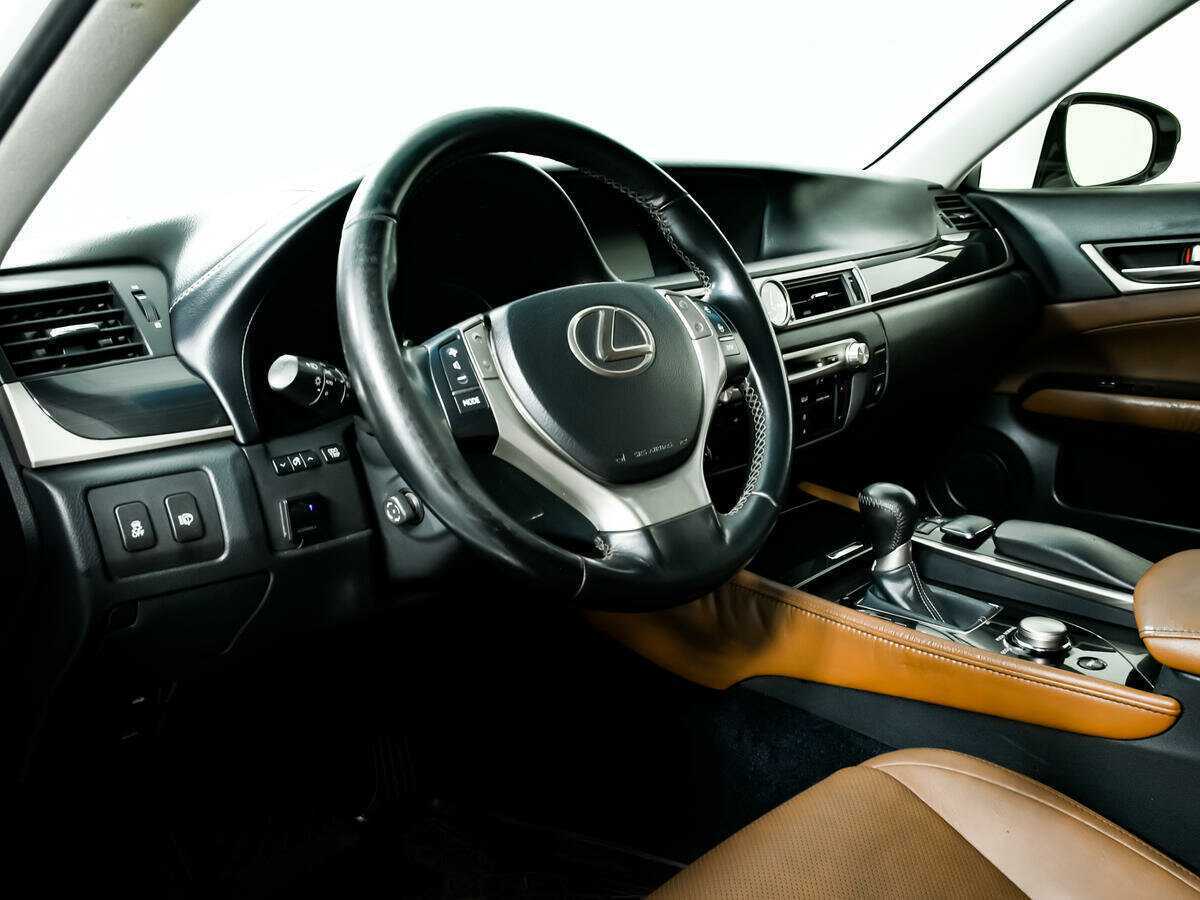 Lexus GS 2012 года с пробегом. Фото: #12