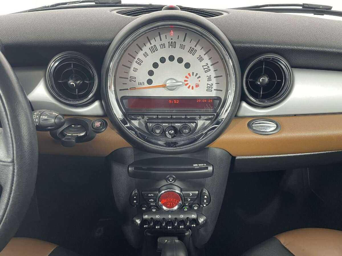 Mini Hatch 2012 года с пробегом. Фото: #11