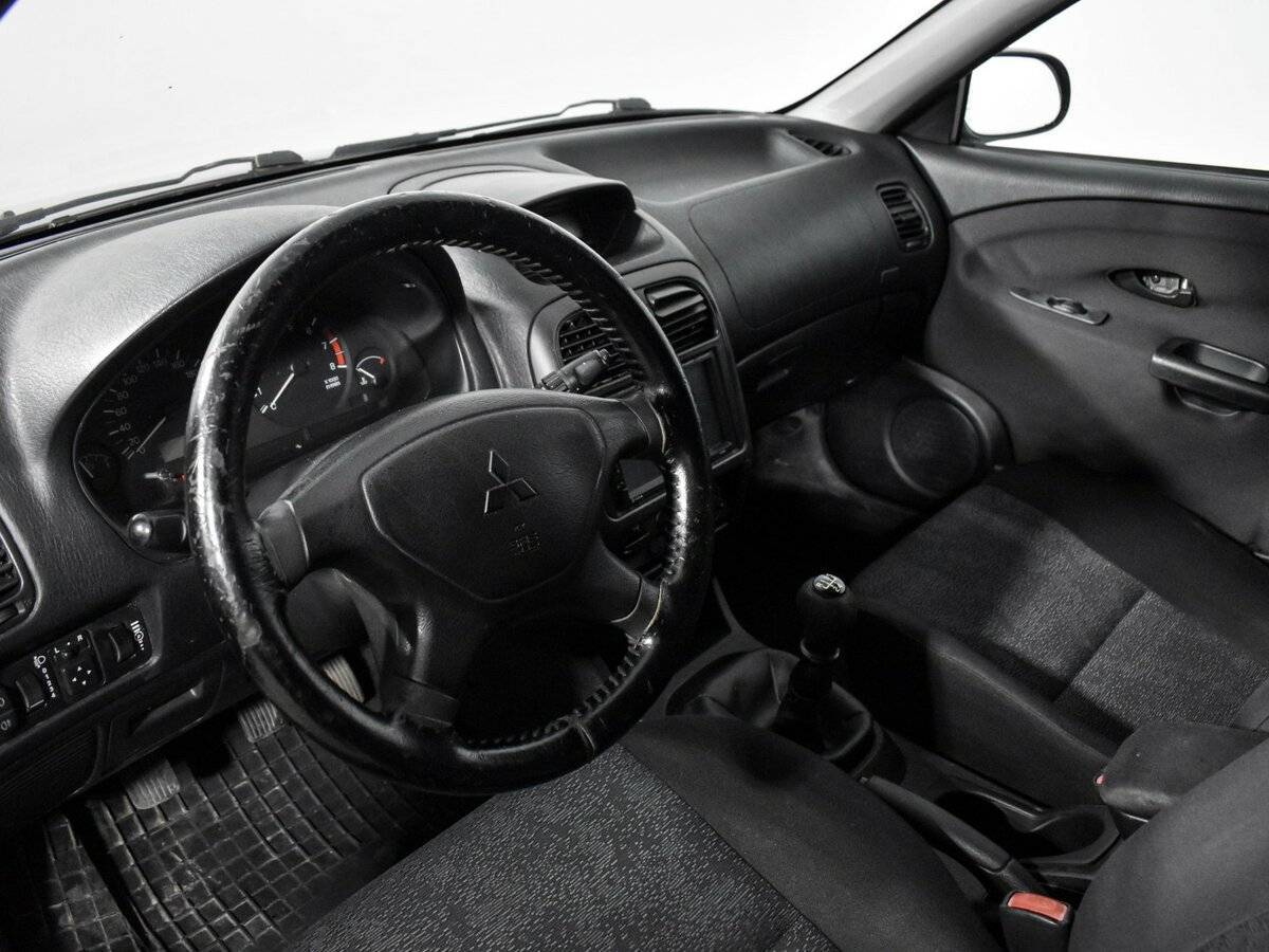 Mitsubishi Carisma 2003 года с пробегом. Фото: #8