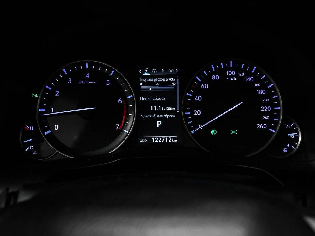 Lexus ES 2016 года с пробегом. Фото: #9