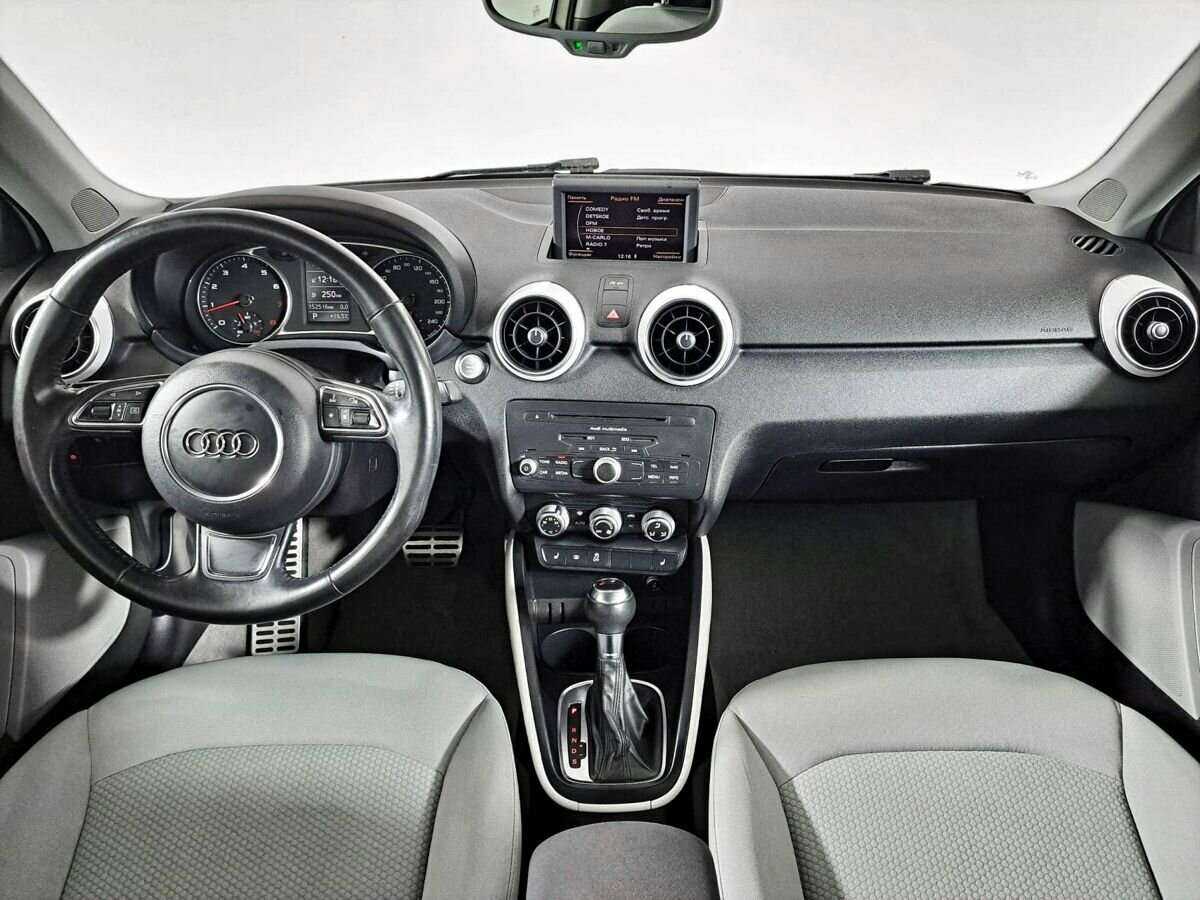 Audi A1 2011 года с пробегом. Фото: #11