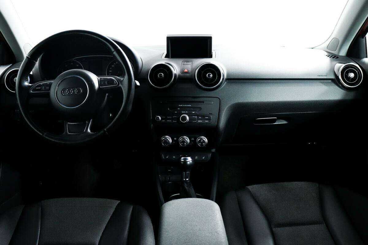 Audi A1 2010 года с пробегом. Фото: #10