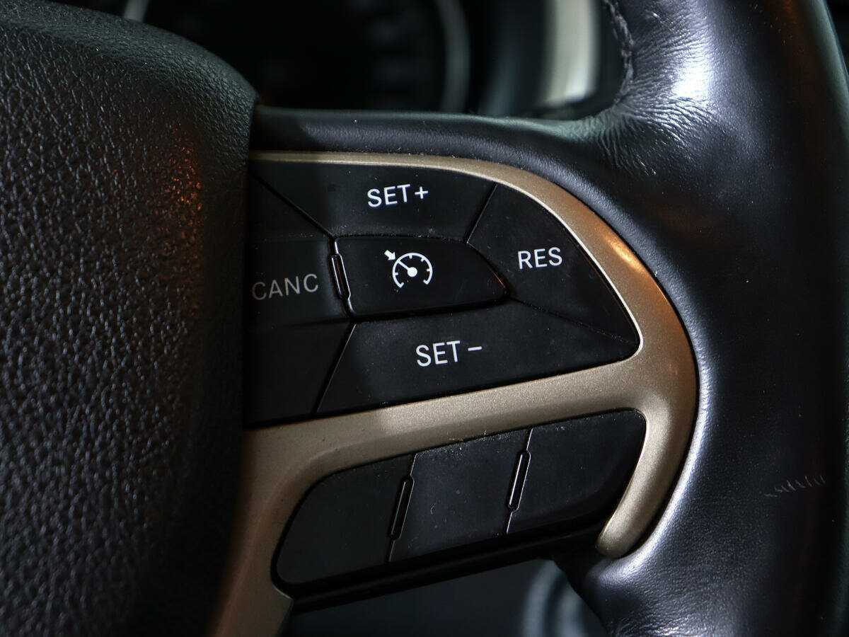 Jeep Cherokee 2014 года с пробегом. Фото: #14