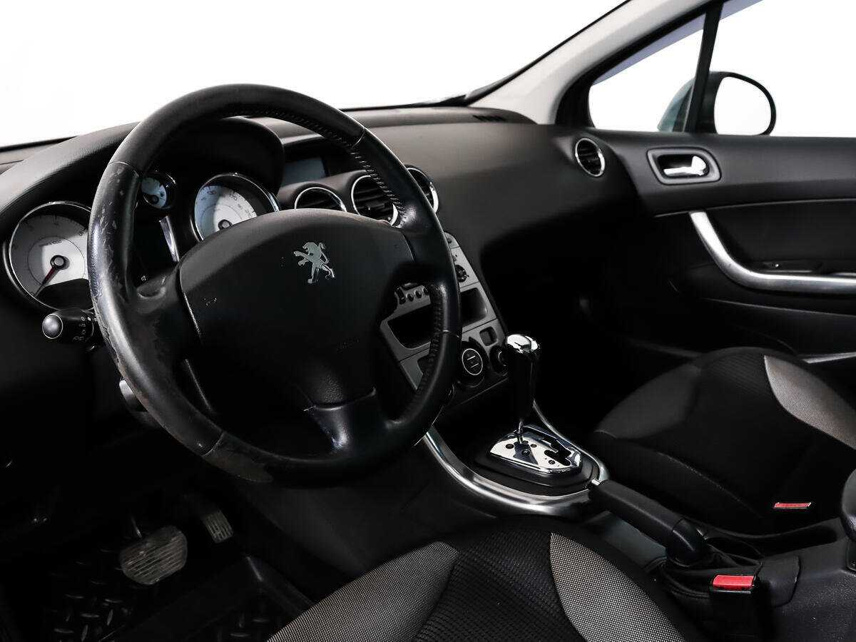 Peugeot 308 2010 года с пробегом. Фото: #8