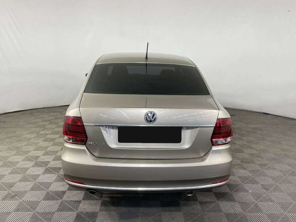 Volkswagen Polo 2015 года с пробегом. Фото: #1