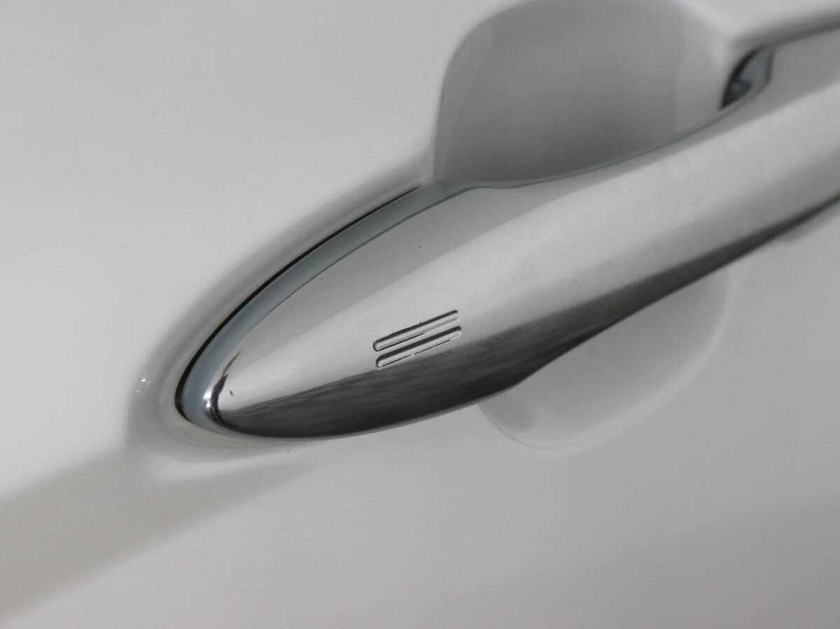 Toyota Camry 2019 года с пробегом. Фото: #13