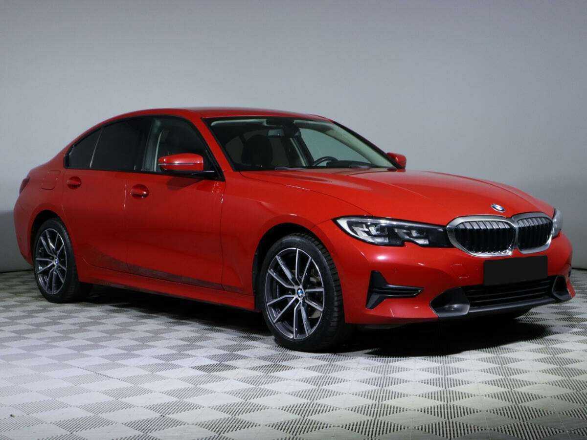 BMW 3 серии 2019 года с пробегом. Фото: #2