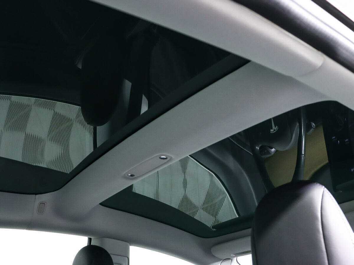 Tesla Model 3 2018 года с пробегом. Фото: #13