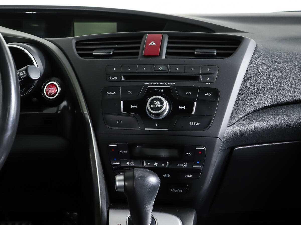 Honda Civic 2013 года с пробегом. Фото: #11