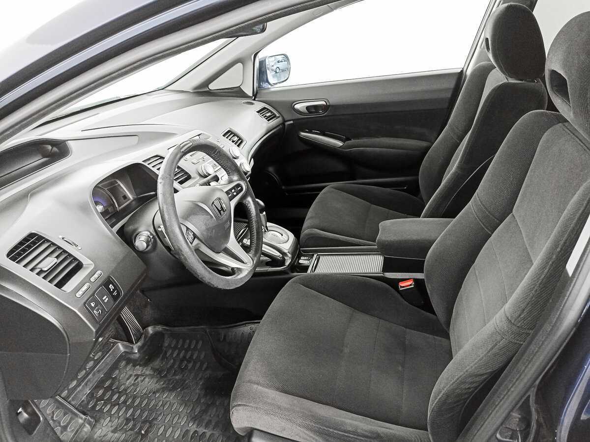Honda Civic 2007 года с пробегом. Фото: #13