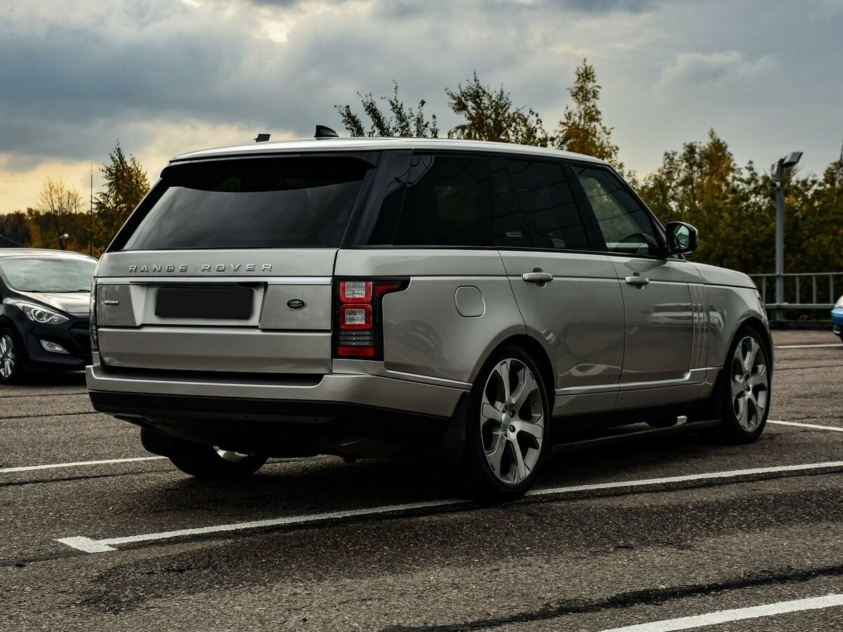 Land Rover Range Rover 2017 года с пробегом. Фото: #4