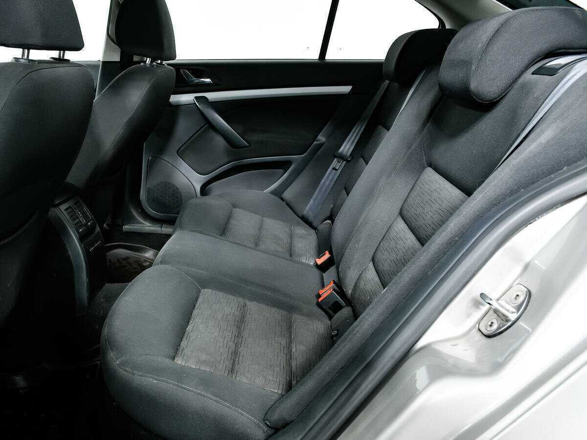 Skoda Octavia 2011 года с пробегом. Фото: #11